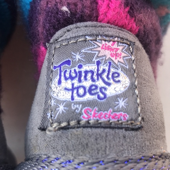SKETCHERS | Grey Twinkle Toes Light Up Slouchy Ugg Inspired Boots - Picture 10 of 11
